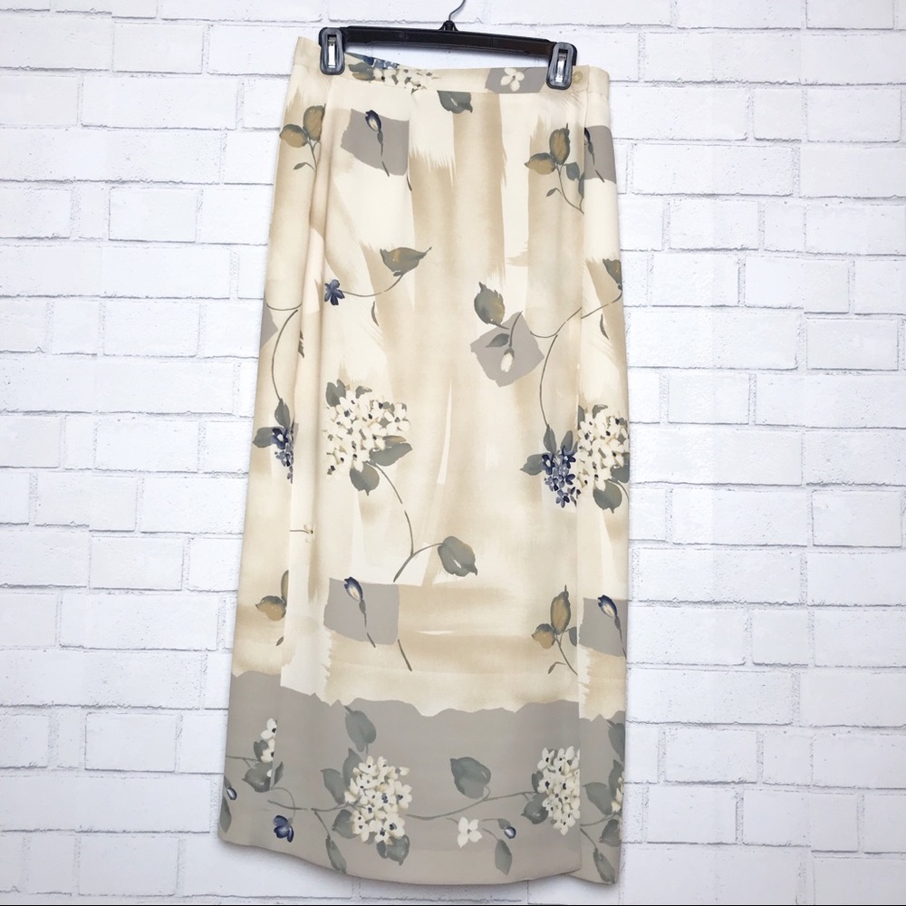 Chaus Floral Long Skirt